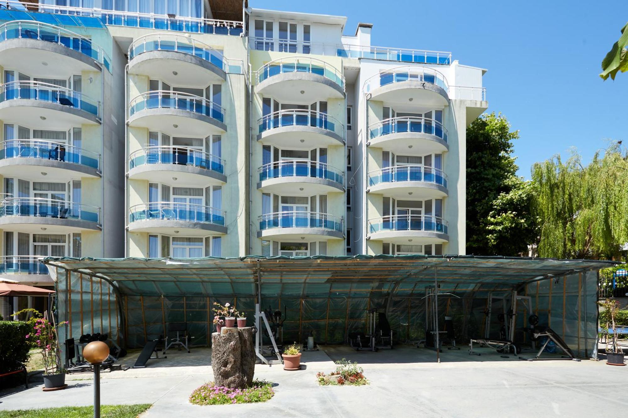 Luxury First Line Apartment With Pool By The Sea Несебир Екстер'єр фото