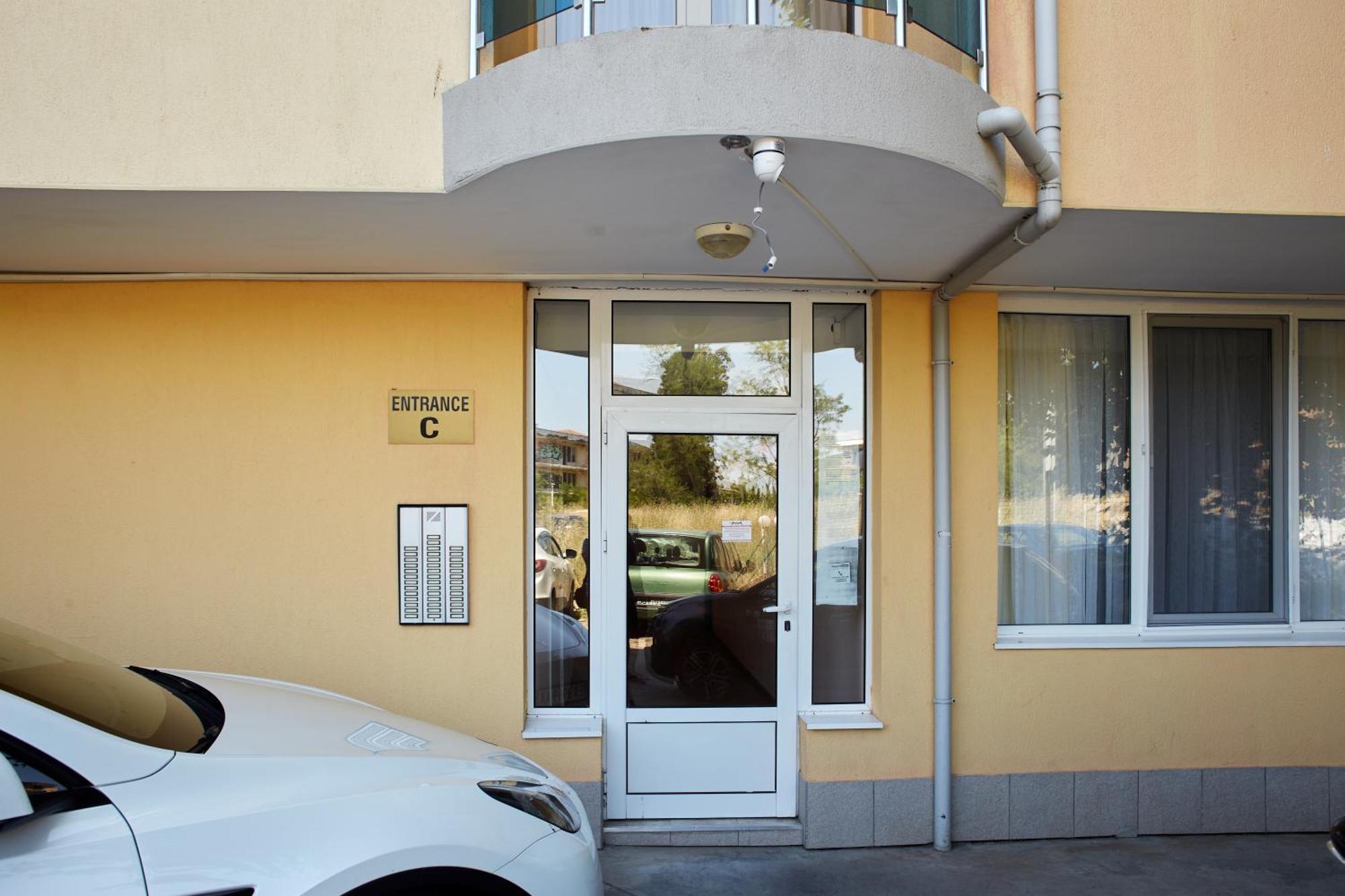 Luxury First Line Apartment With Pool By The Sea Несебир Екстер'єр фото