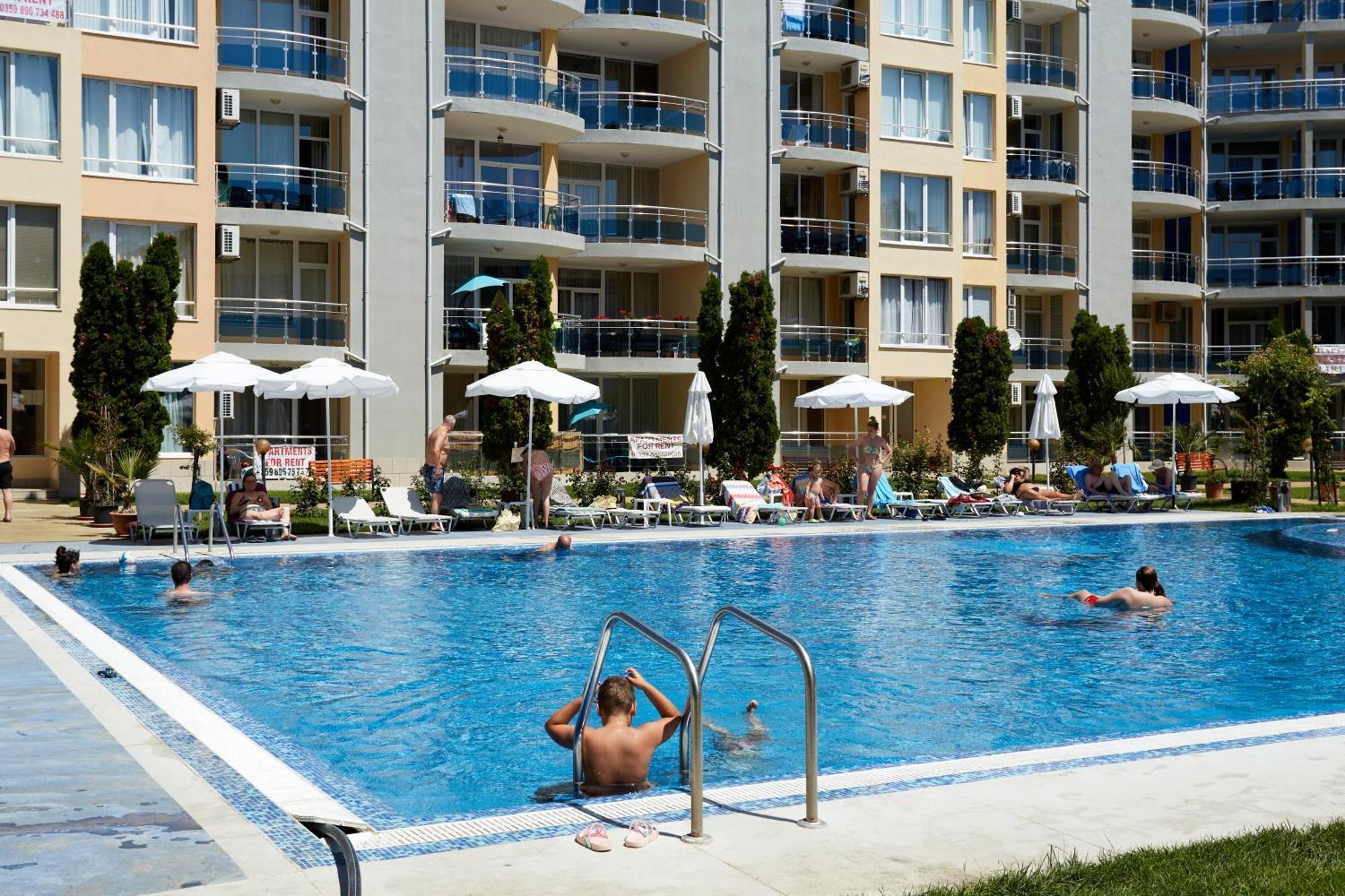 Luxury First Line Apartment With Pool By The Sea Несебир Екстер'єр фото